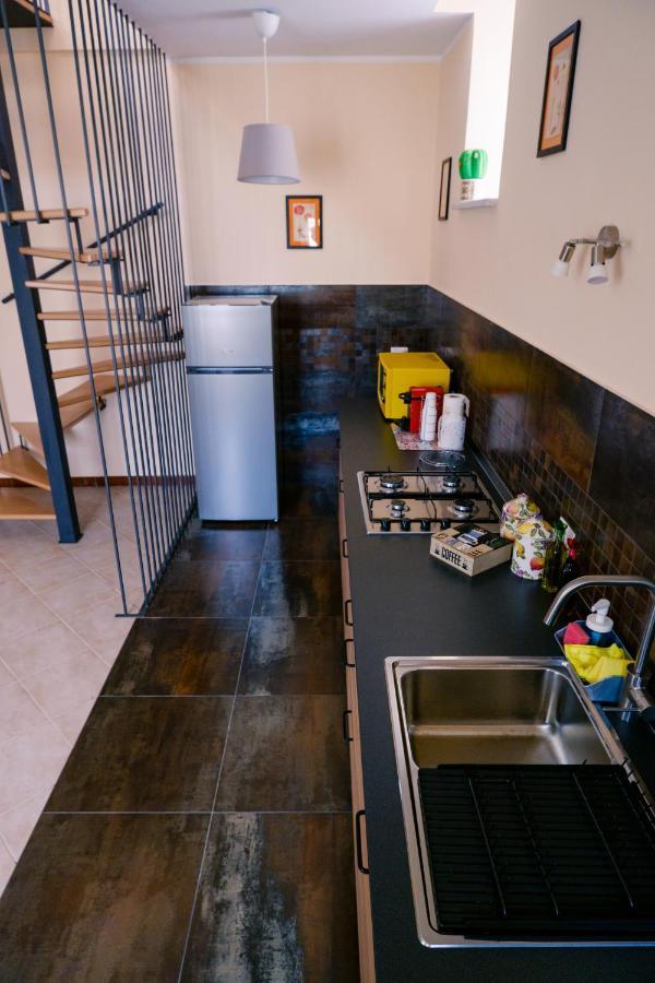 U Passiaturi Big House Apartment คาตาเนีย ภายนอก รูปภาพ